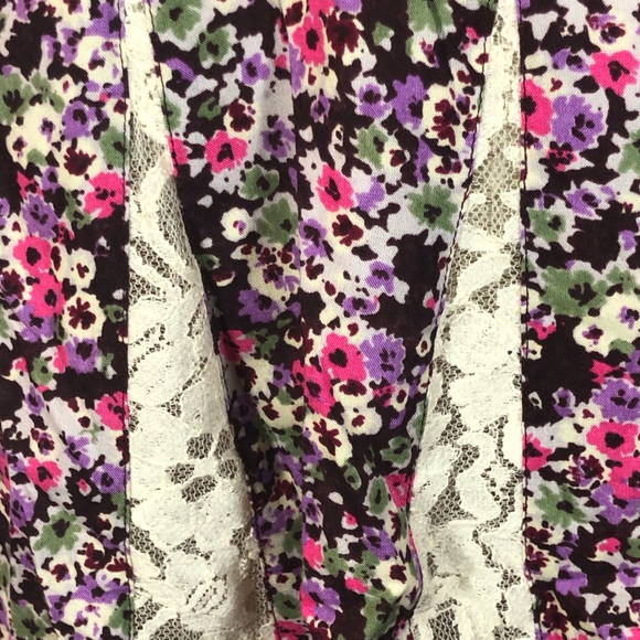 AMERICAN EAGLE OUTF🦅 Floral Blouse sz S/P - Picture 5 of 6